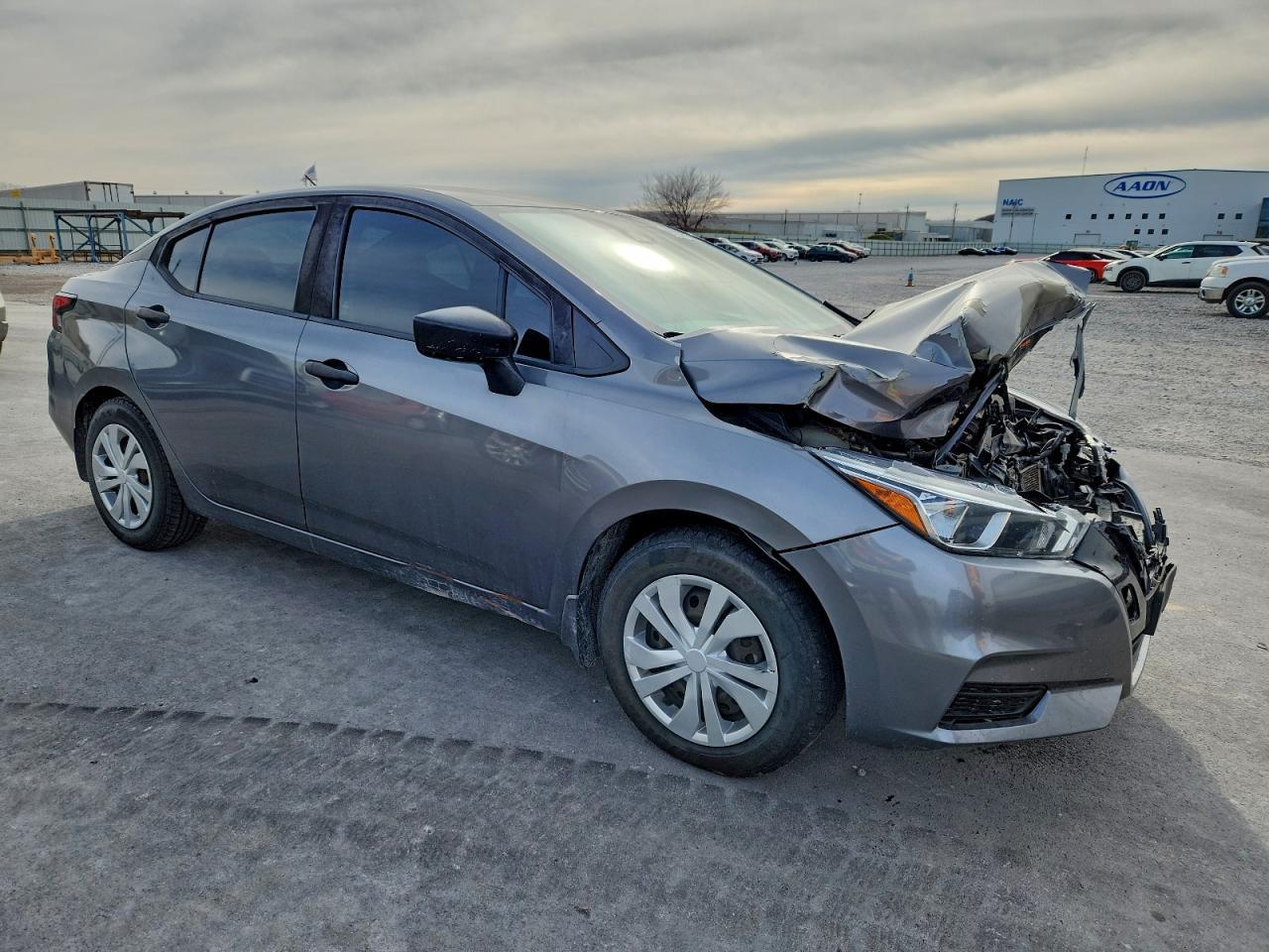 2020 Nissan Versa S - Image 4