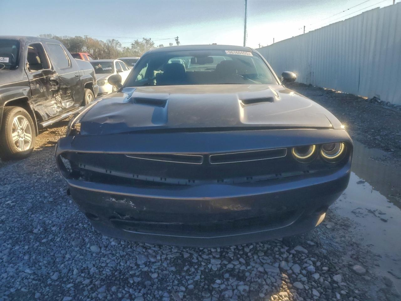 2018 Dodge Challenger Sxt - Image 5
