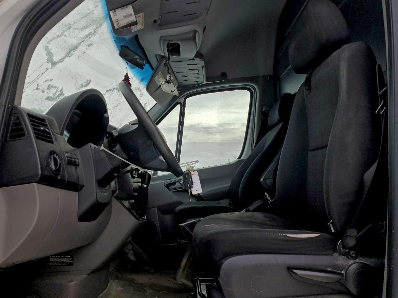 2016 Mercedes-Benz Sprinter 2500 - Фото 7