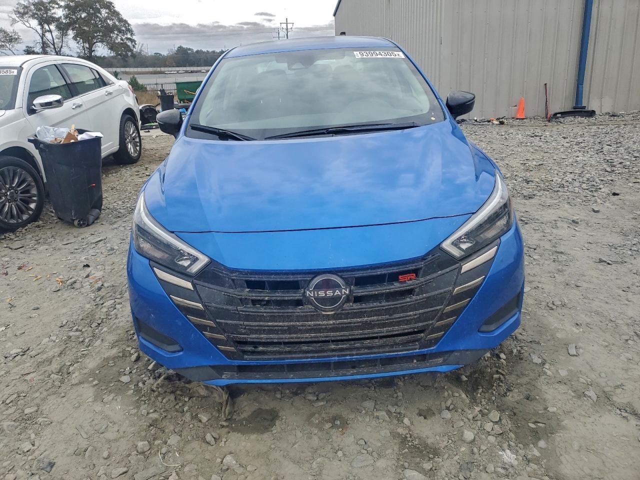 2023 Nissan Versa Sr - Image 5
