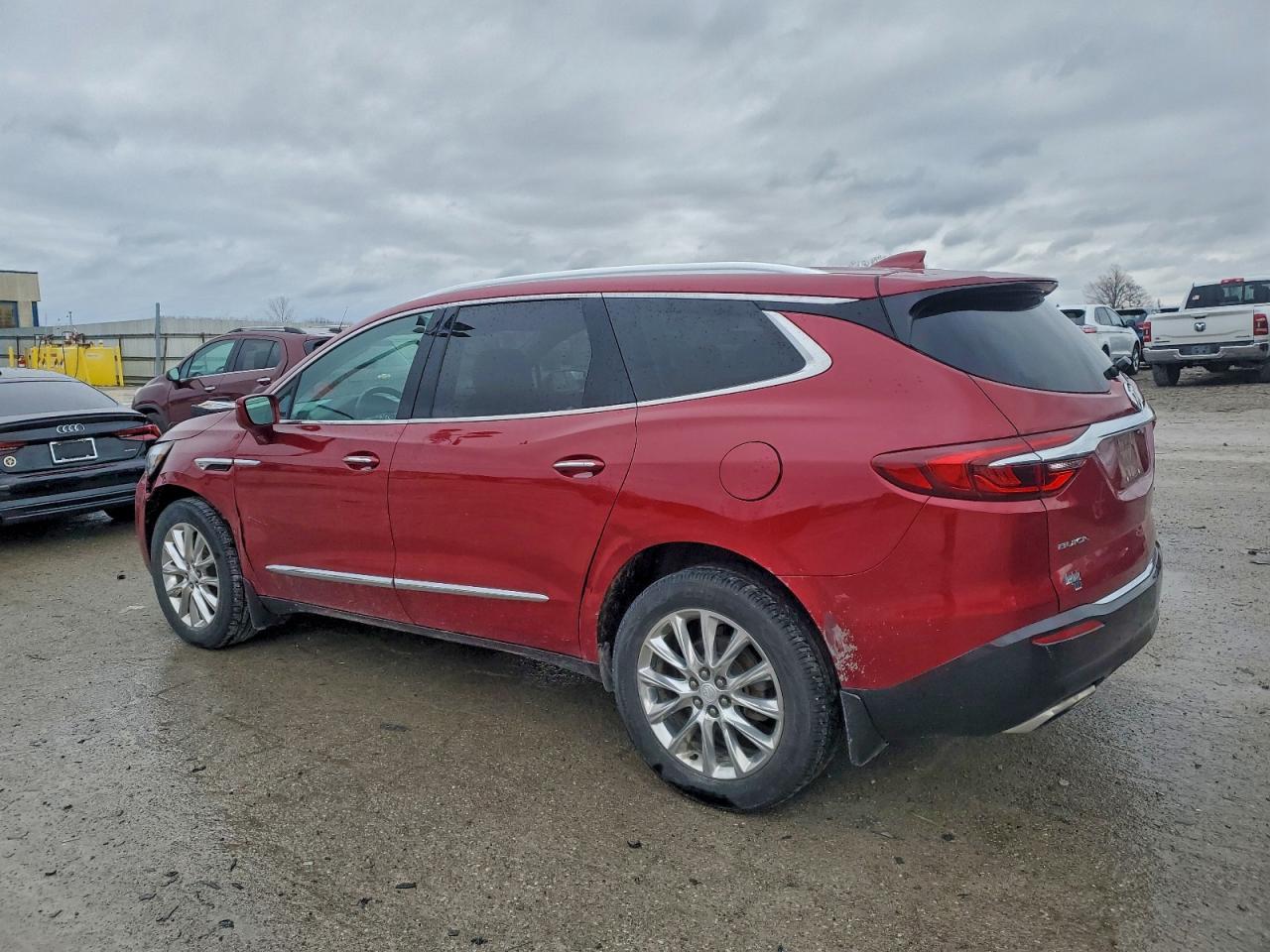 2018 Buick Enclave Premium - Фото 2