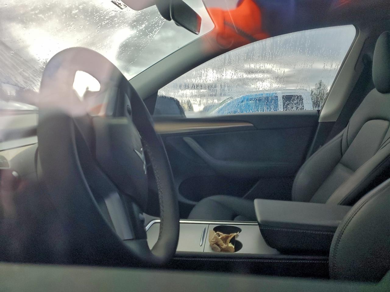 2024 Tesla Model Y - Фото 7