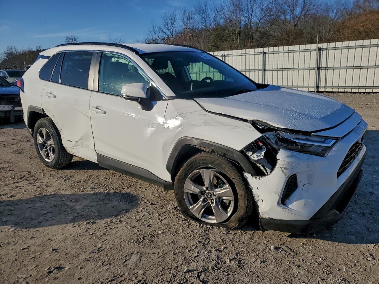 2024 Toyota Rav4 Xle - Фото 4