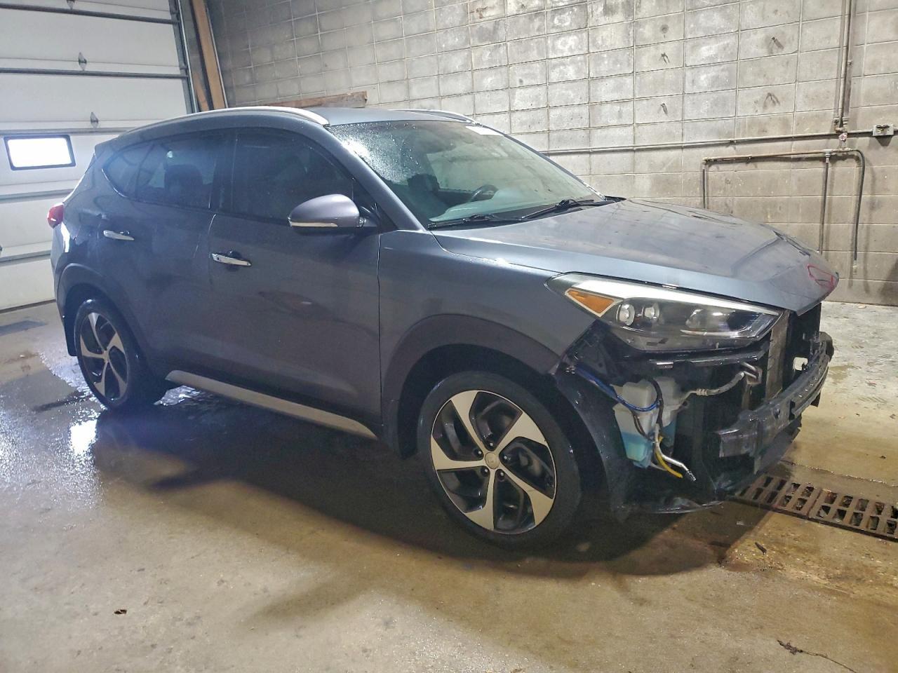 2017 Hyundai Tucson Limited - Image 4