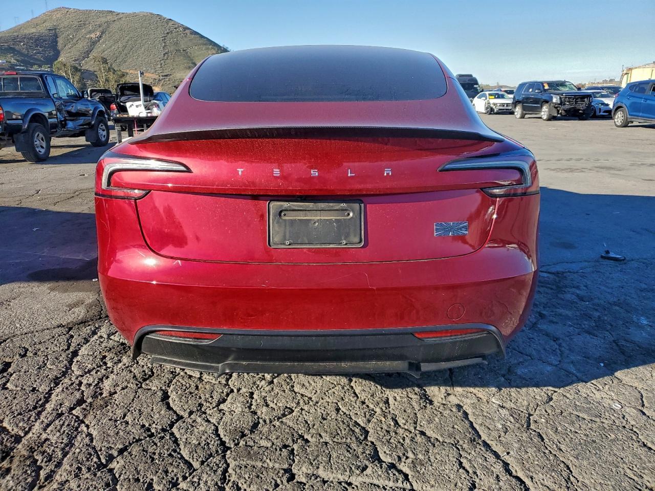 2024 Tesla Model 3 - Фото 6