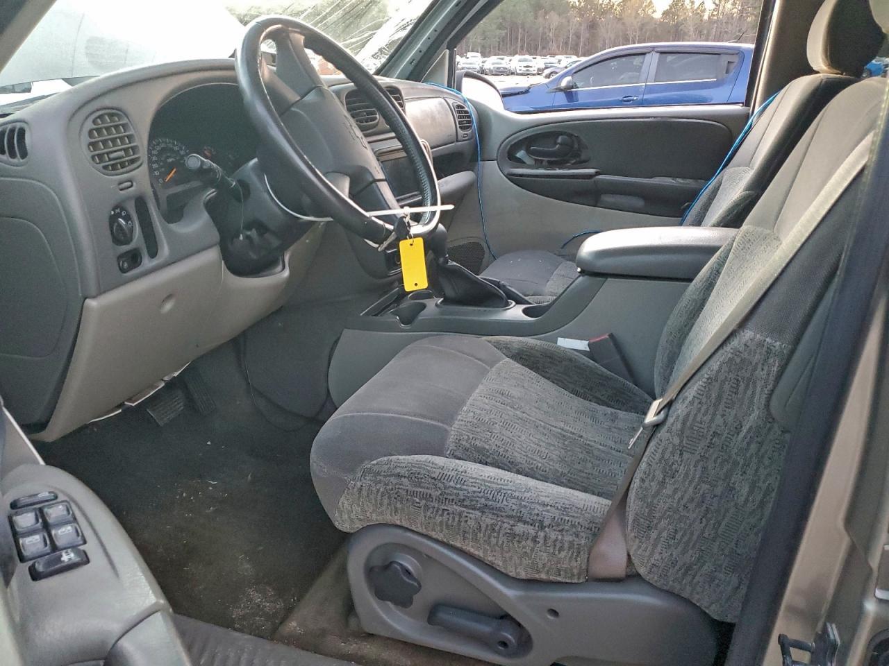 2003 Chevrolet Trailblazer - Image 7