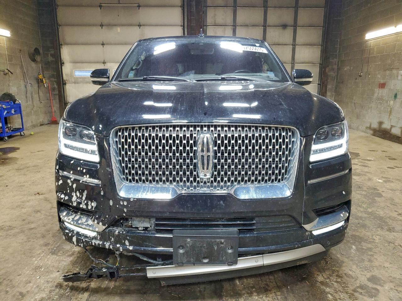 2019 Lincoln Navigator Reserve - Фото 5