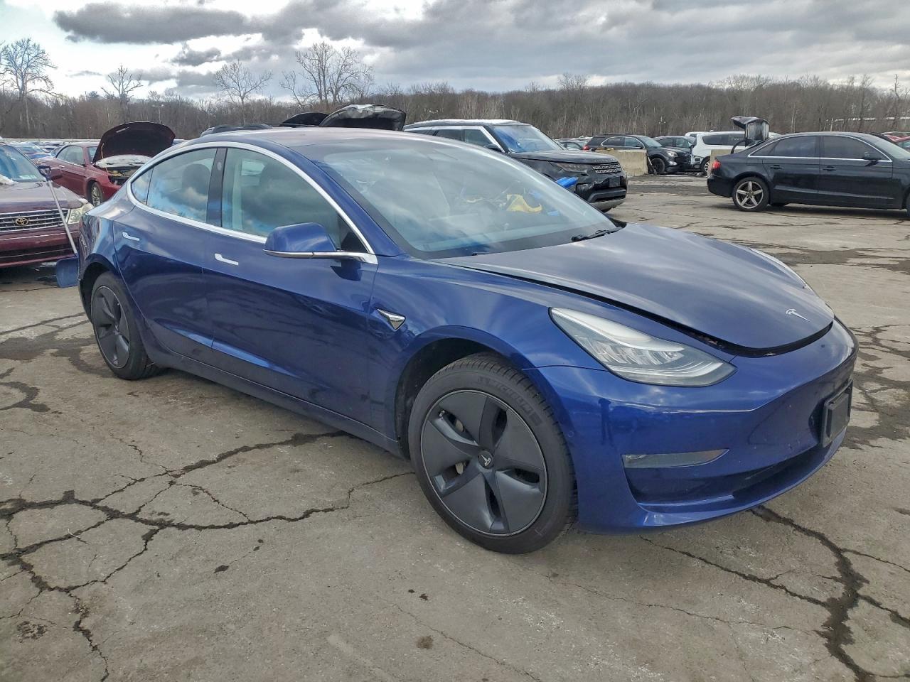 2018 Tesla Model 3 - Image 4