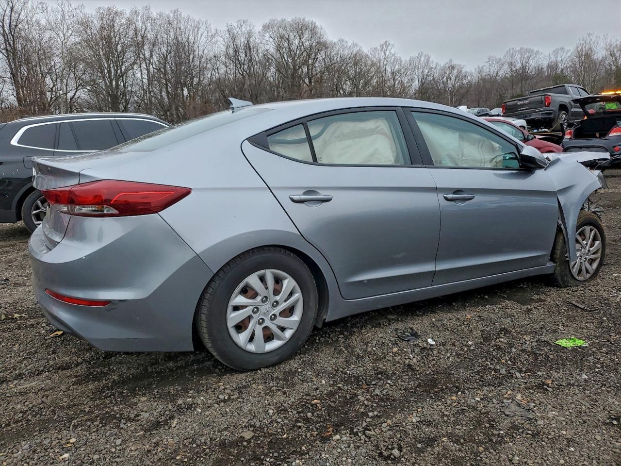 2017 Hyundai Elantra Se - Фото 3