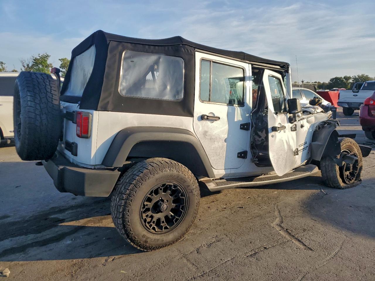 2014 Jeep Wrangler Unlimited Sport - Image 3