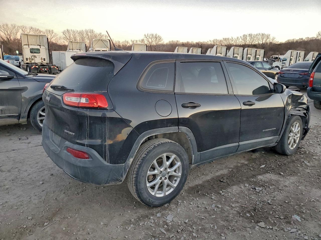 2014 Jeep Cherokee Sport - Фото 3