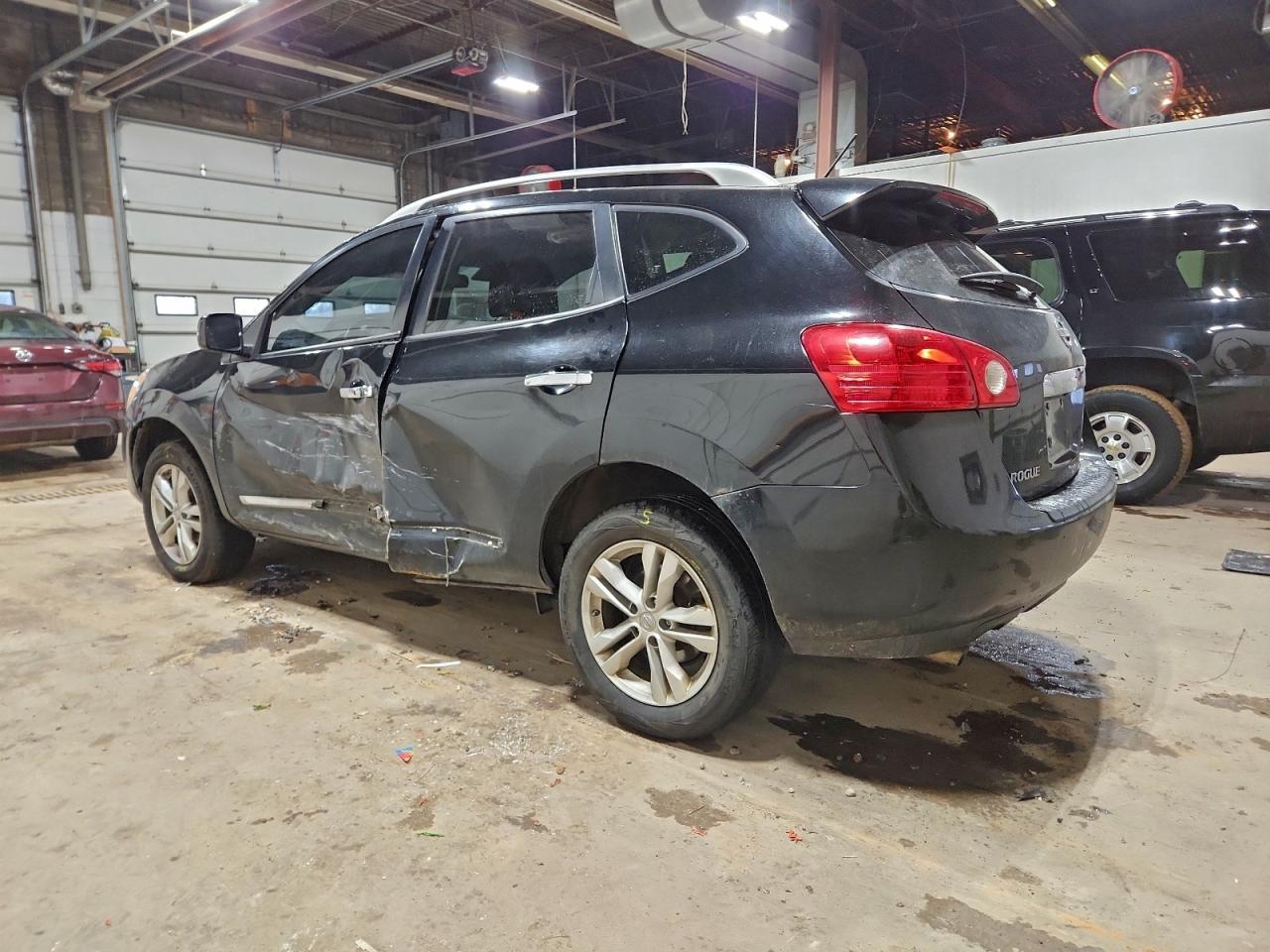 2012 Nissan Rogue S - Фото 2