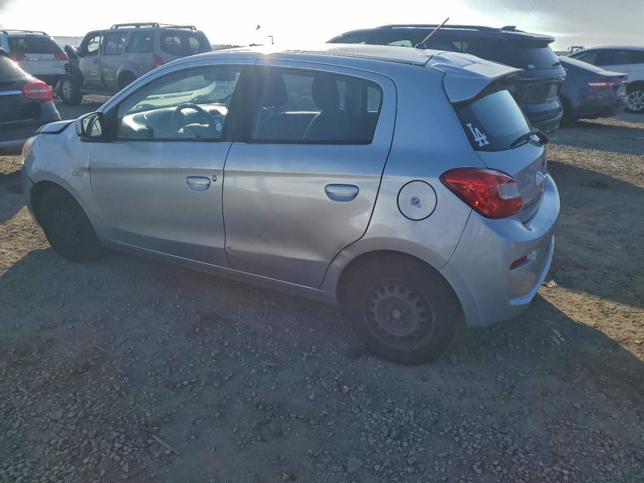2019 Mitsubishi Mirage Es - Image 2