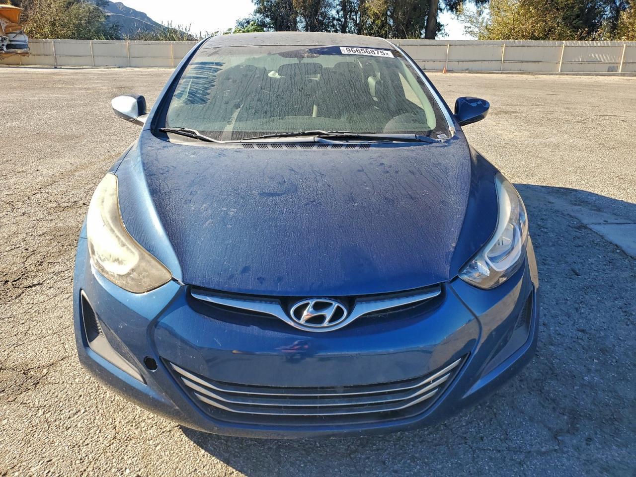 2014 Hyundai Elantra Se - Image 5