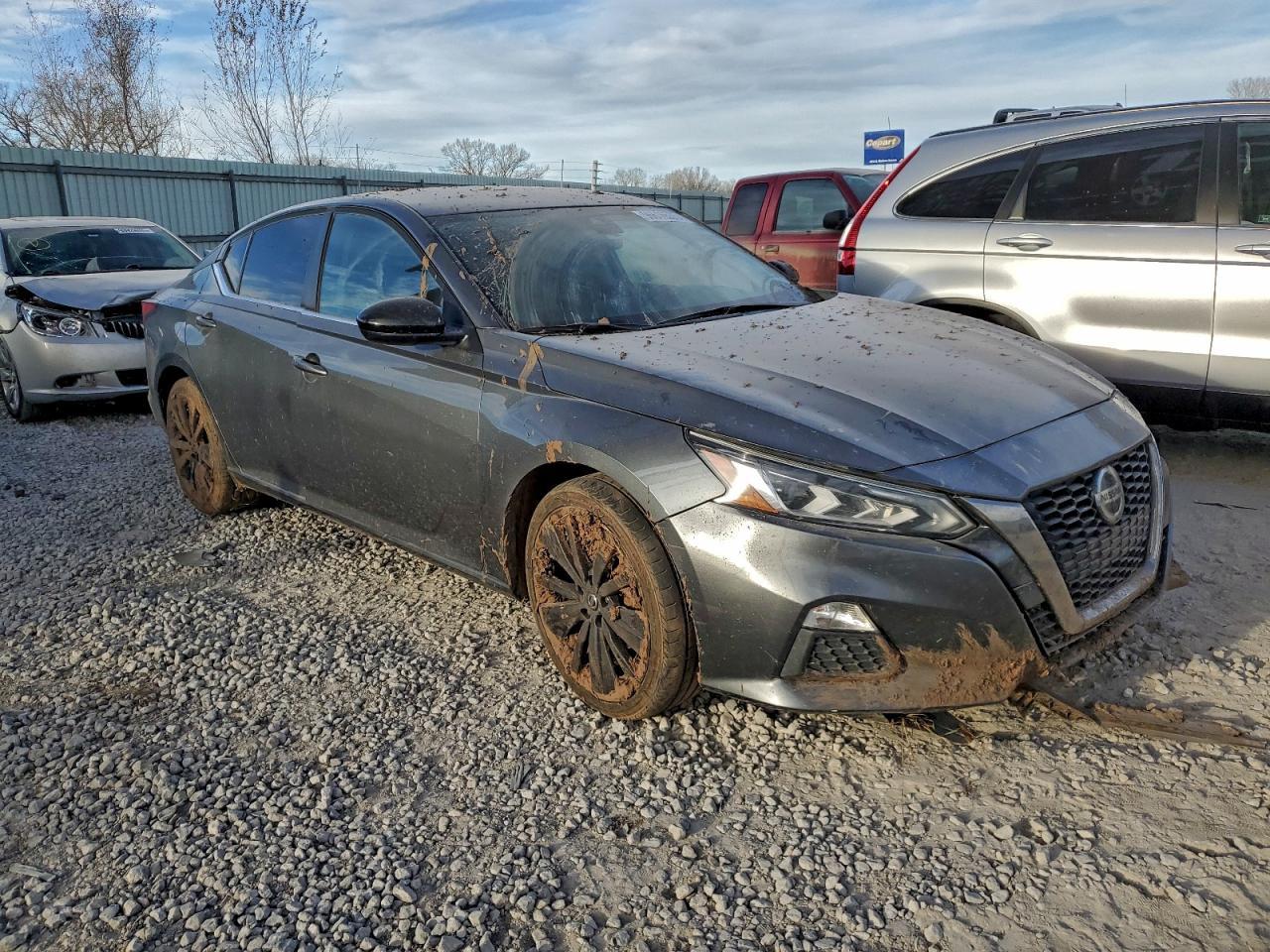 2020 Nissan Altima Sr - Фото 4