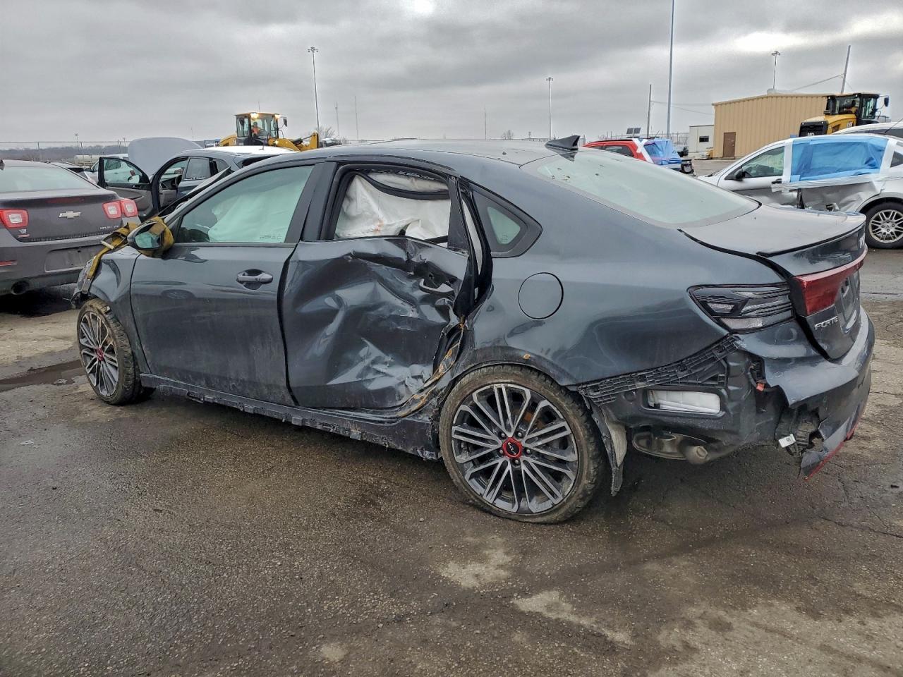 2023 Kia Forte Gt - Image 2