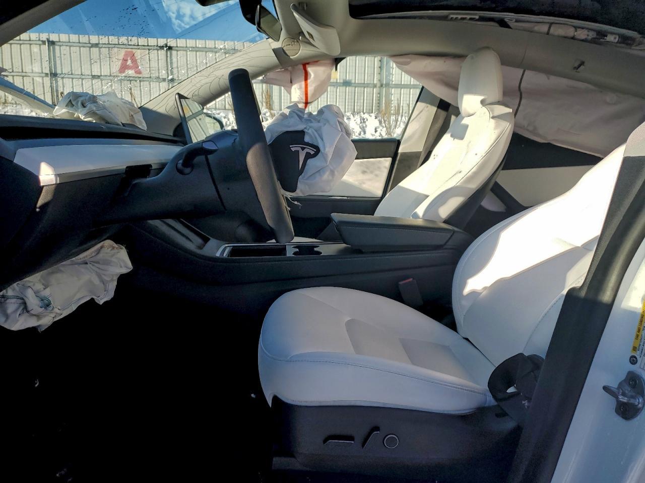 2021 Tesla Model Y - Фото 7