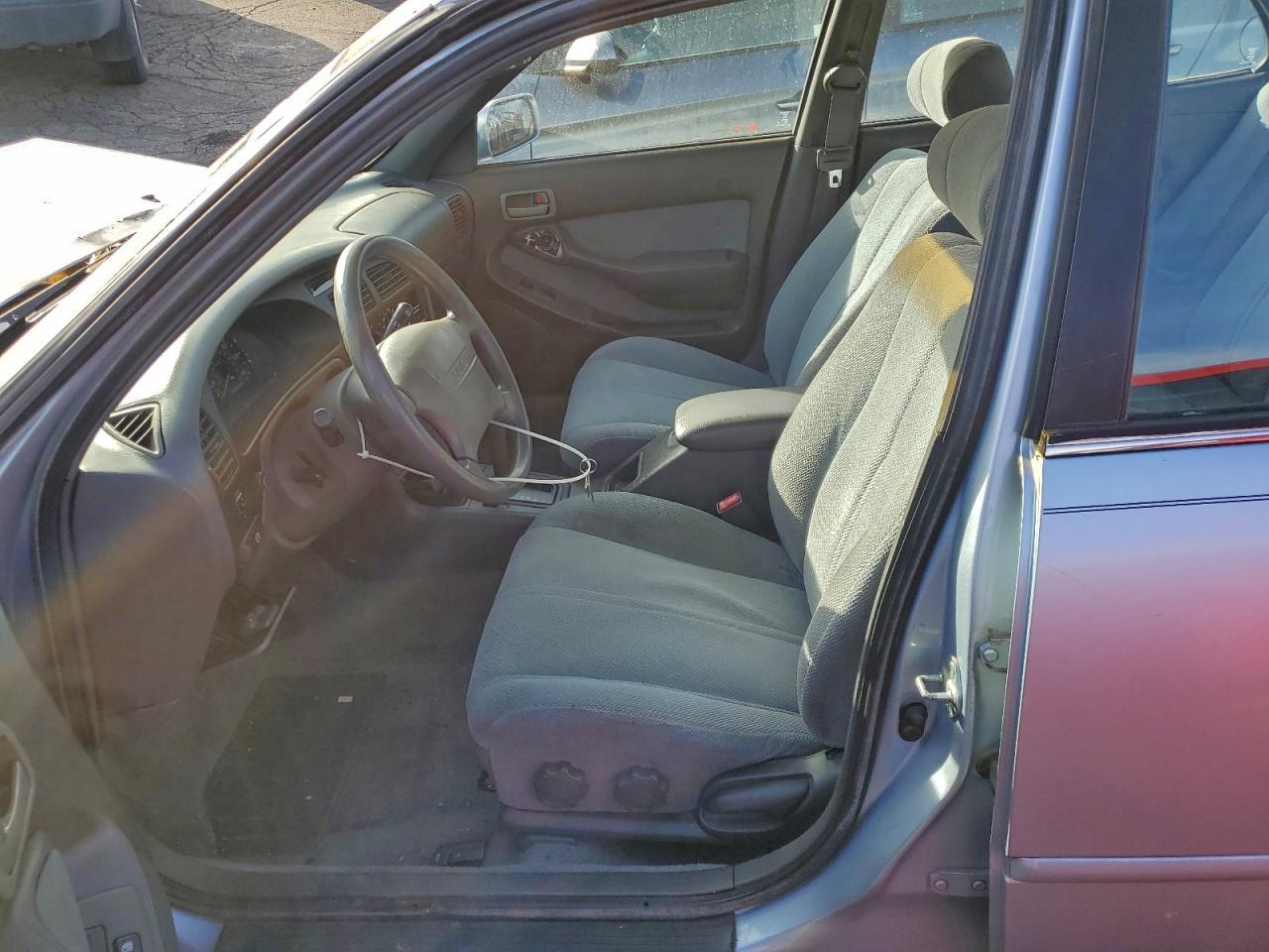 1995 Toyota Camry Le - Фото 7