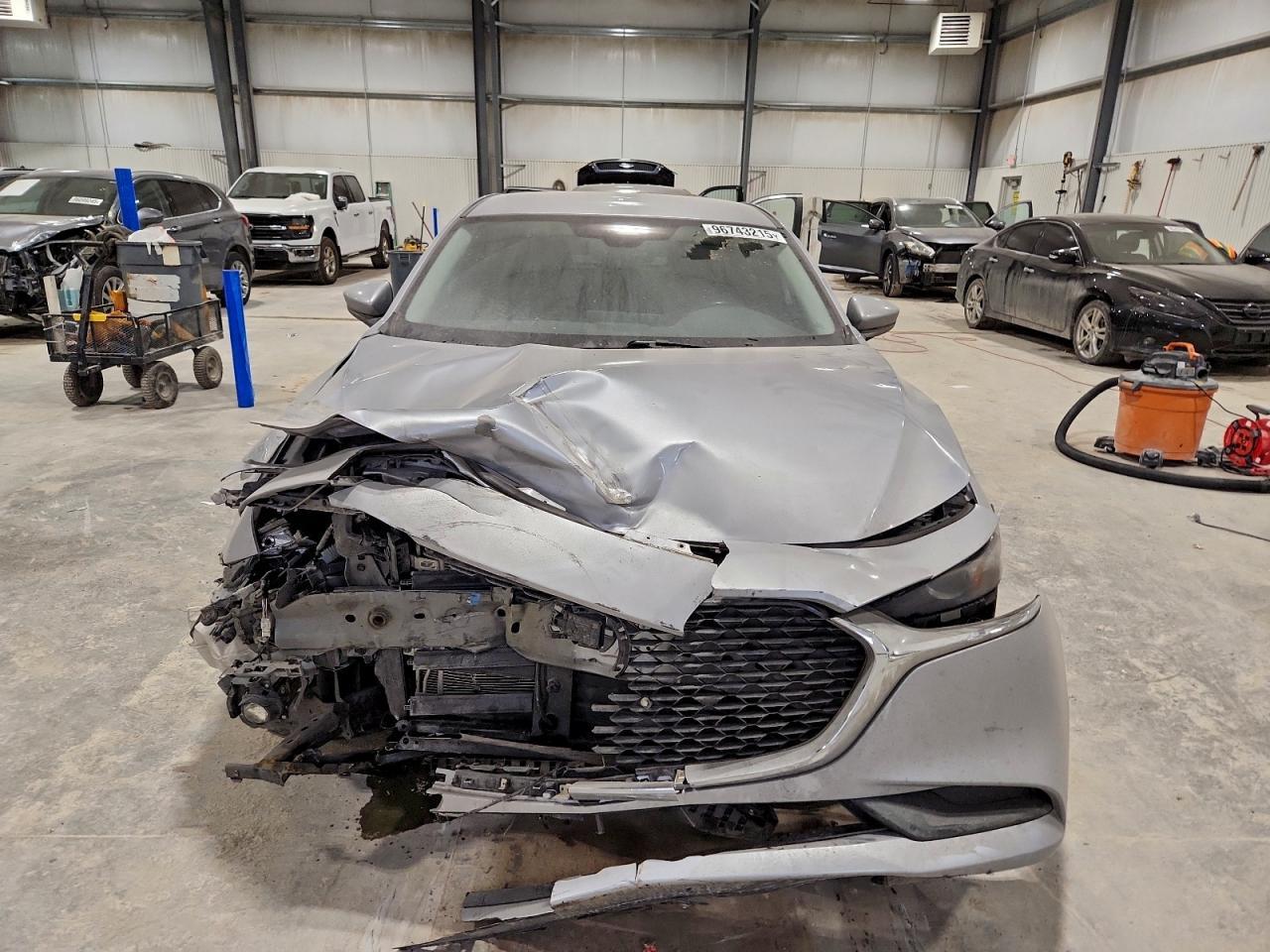 2020 Mazda 3 Select - Фото 5