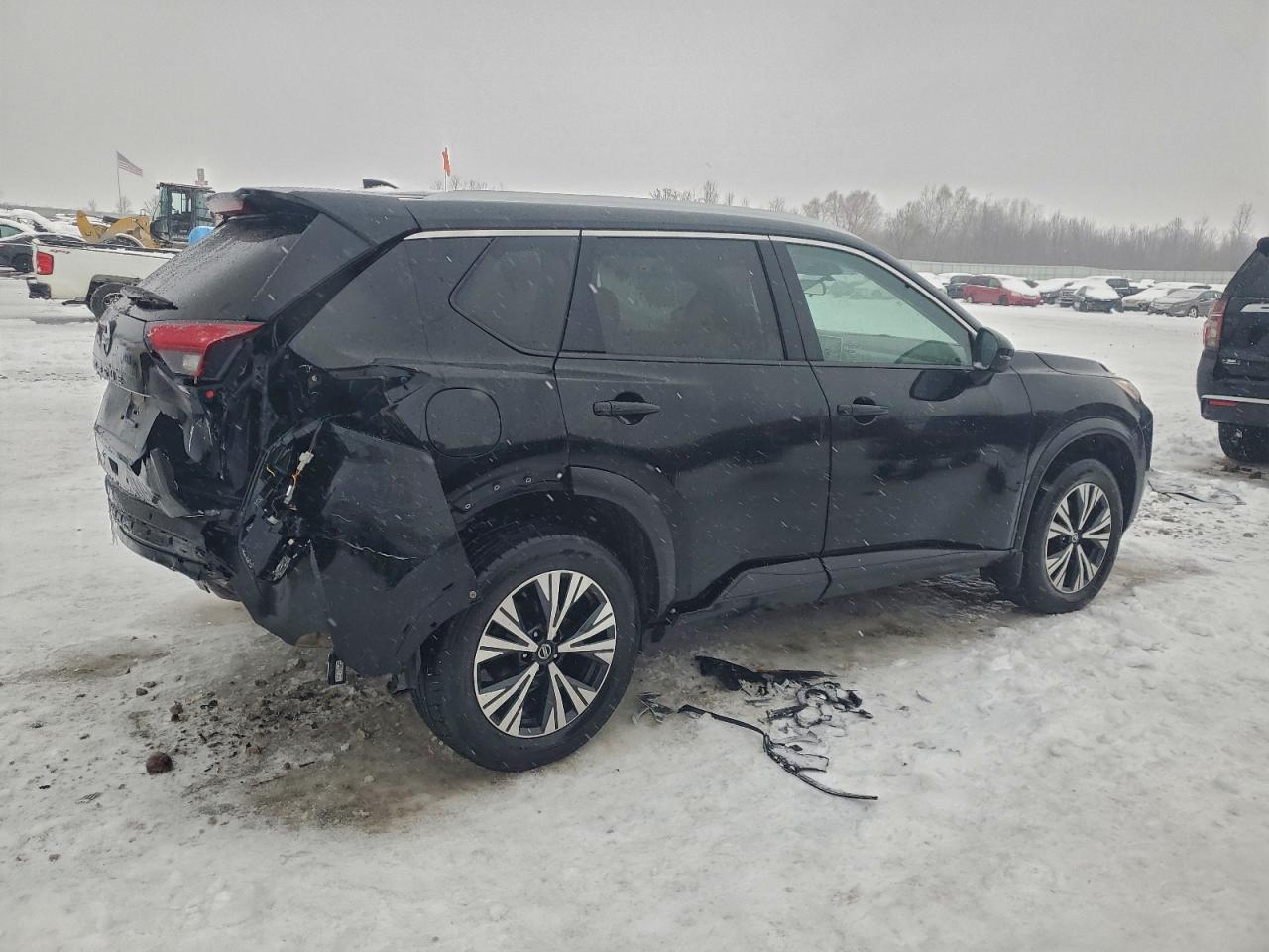 2021 Nissan Rogue Sv - Image 3