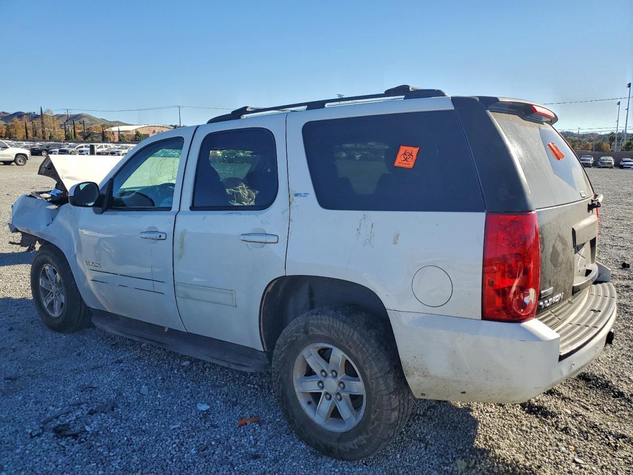 2013 GMC Yukon Slt - Image 2