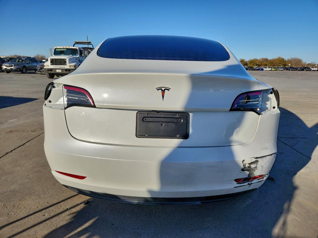 2023 Tesla Model 3 - Фото 6