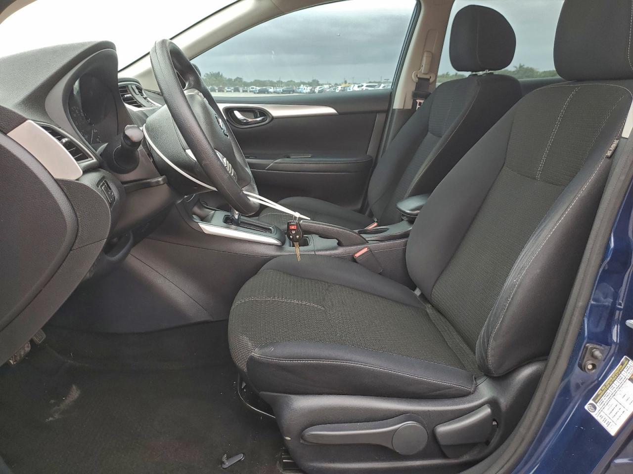 2017 Nissan Sentra S - Фото 7