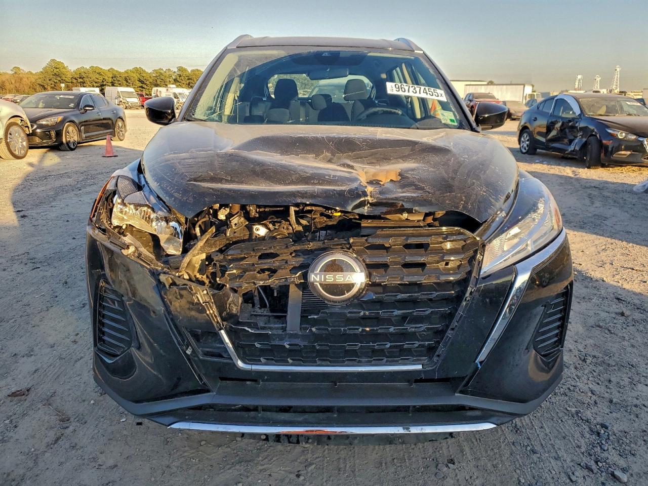 2024 Nissan Kicks Sv - Image 5