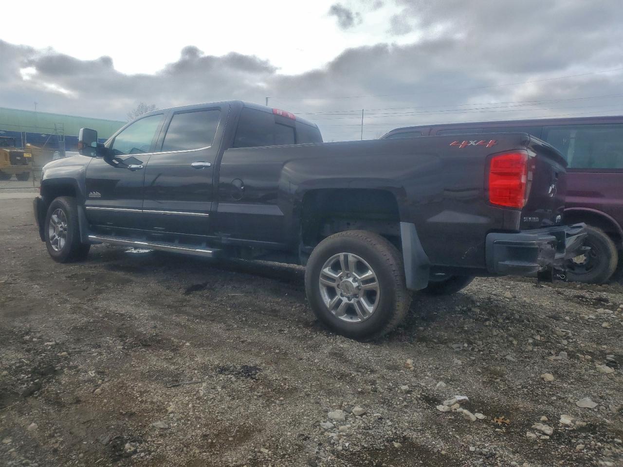 2018 Chevrolet Silverado K3500 High Country - Image 2