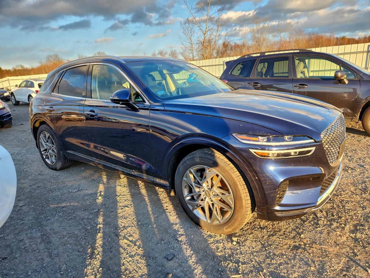 2025 Genesis Gv70 2.5T Standard - Image 4