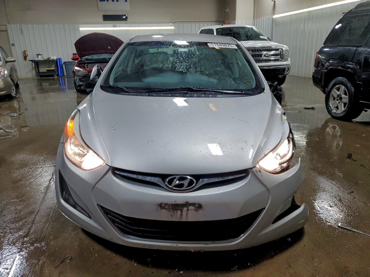 2016 Hyundai Elantra Se - Фото 5