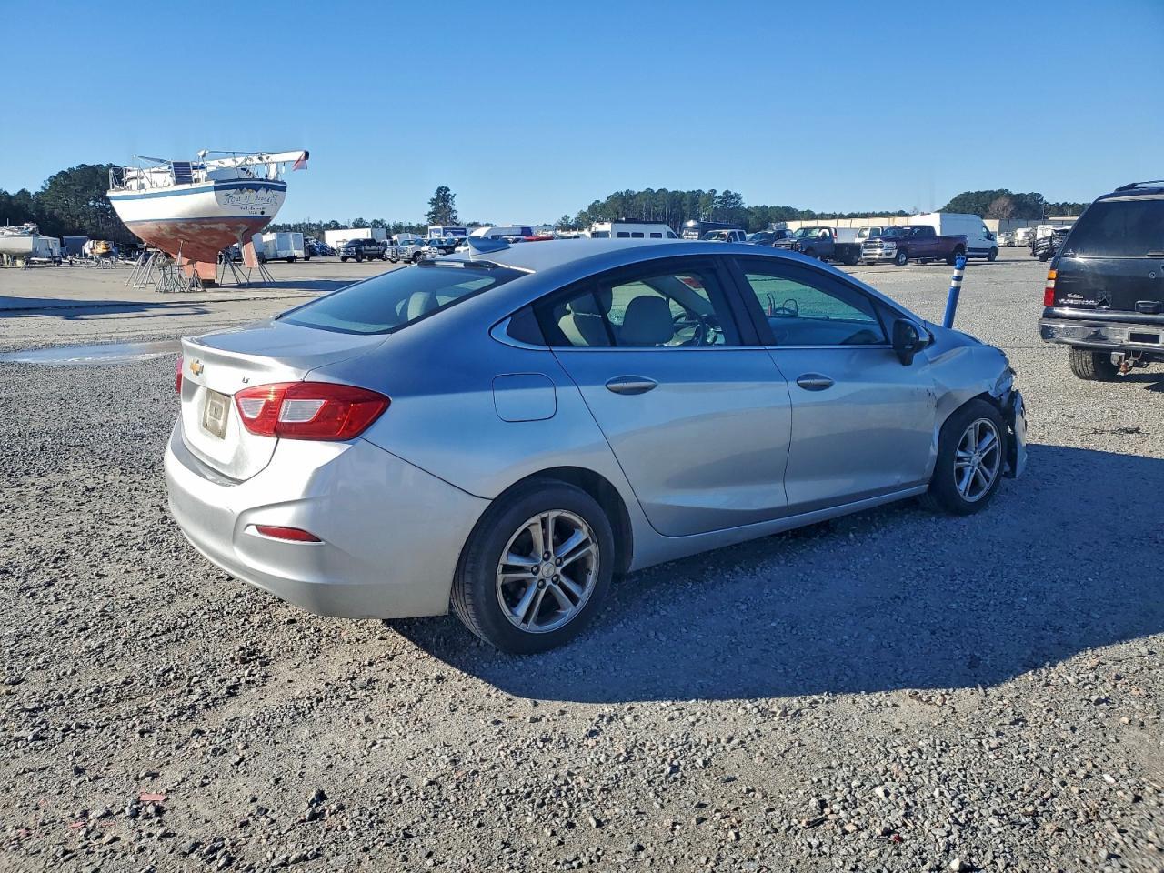 2016 Chevrolet Cruze Lt - Фото 3