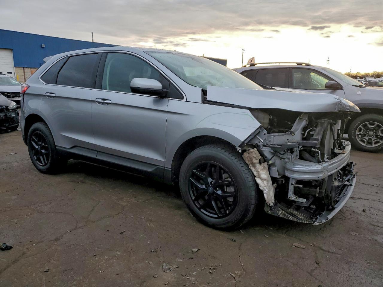 2021 Ford Edge Sel - Image 4