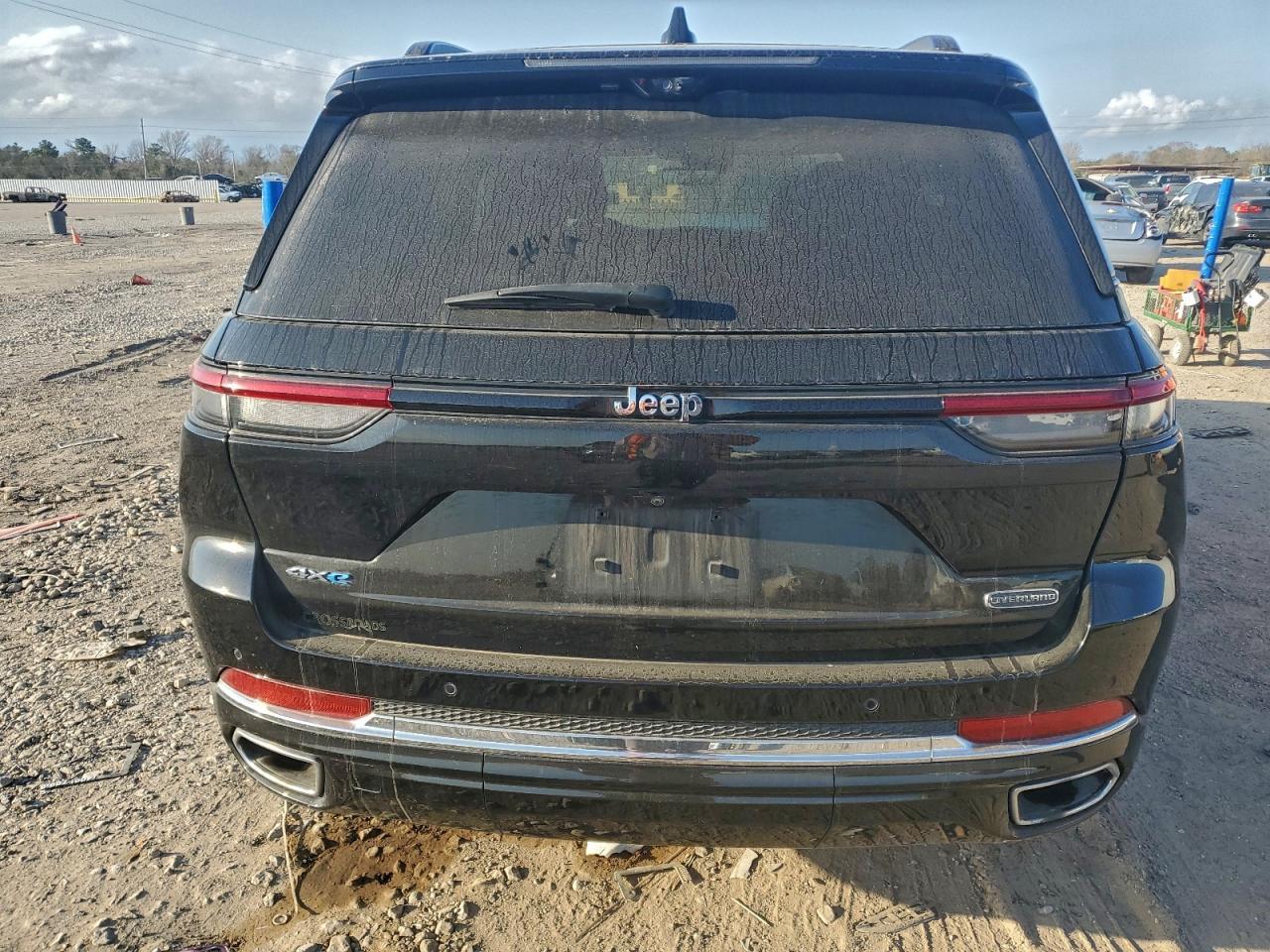 2022 Jeep Grand Cherokee Overland 4Xe - Image 6