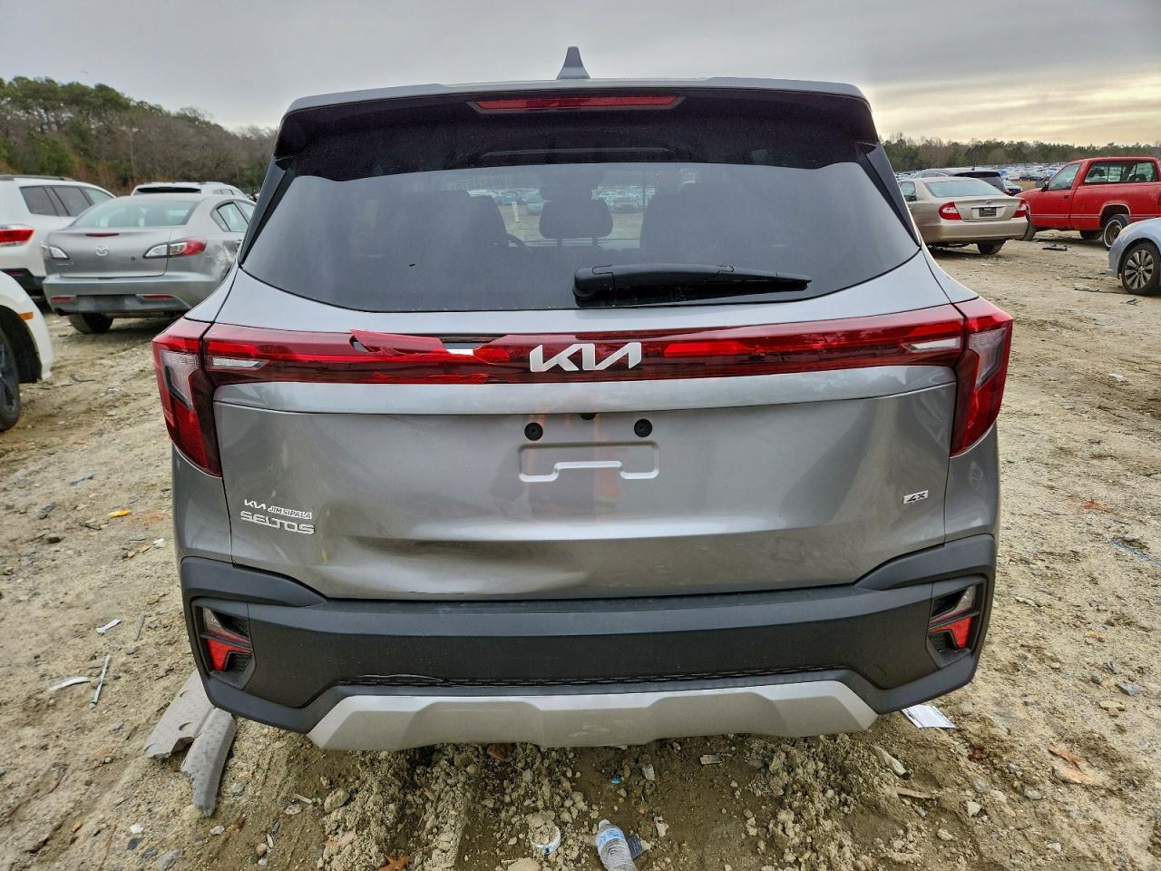 2025 Kia Seltos Lx - Image 6
