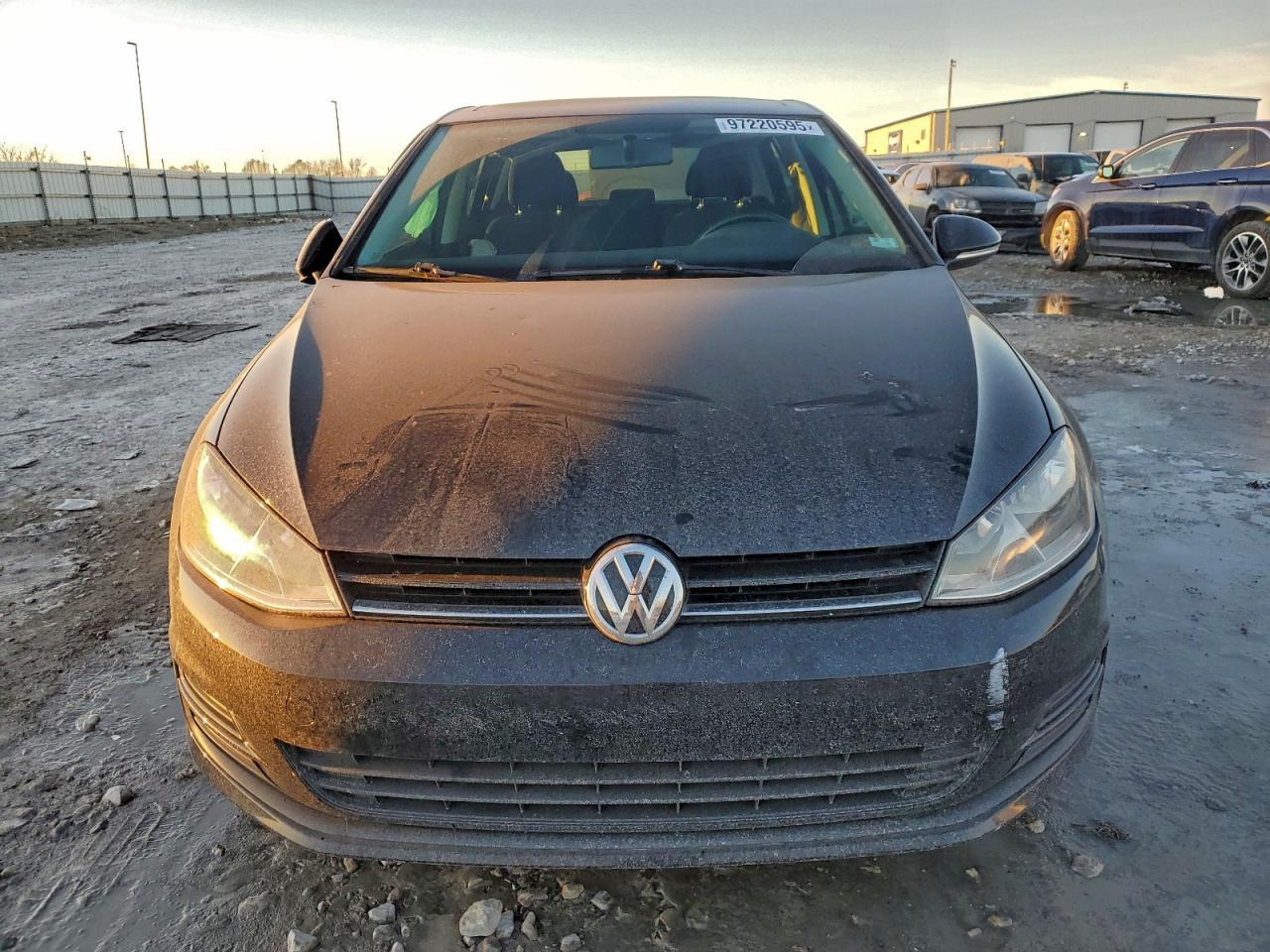 2016 Volkswagen Golf S - Фото 5