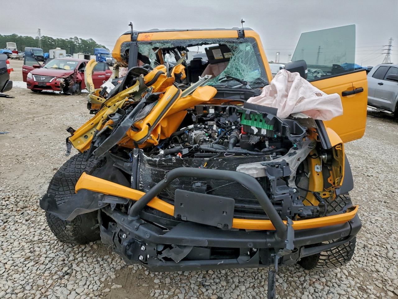2022 Ford Bronco Base - Фото 5