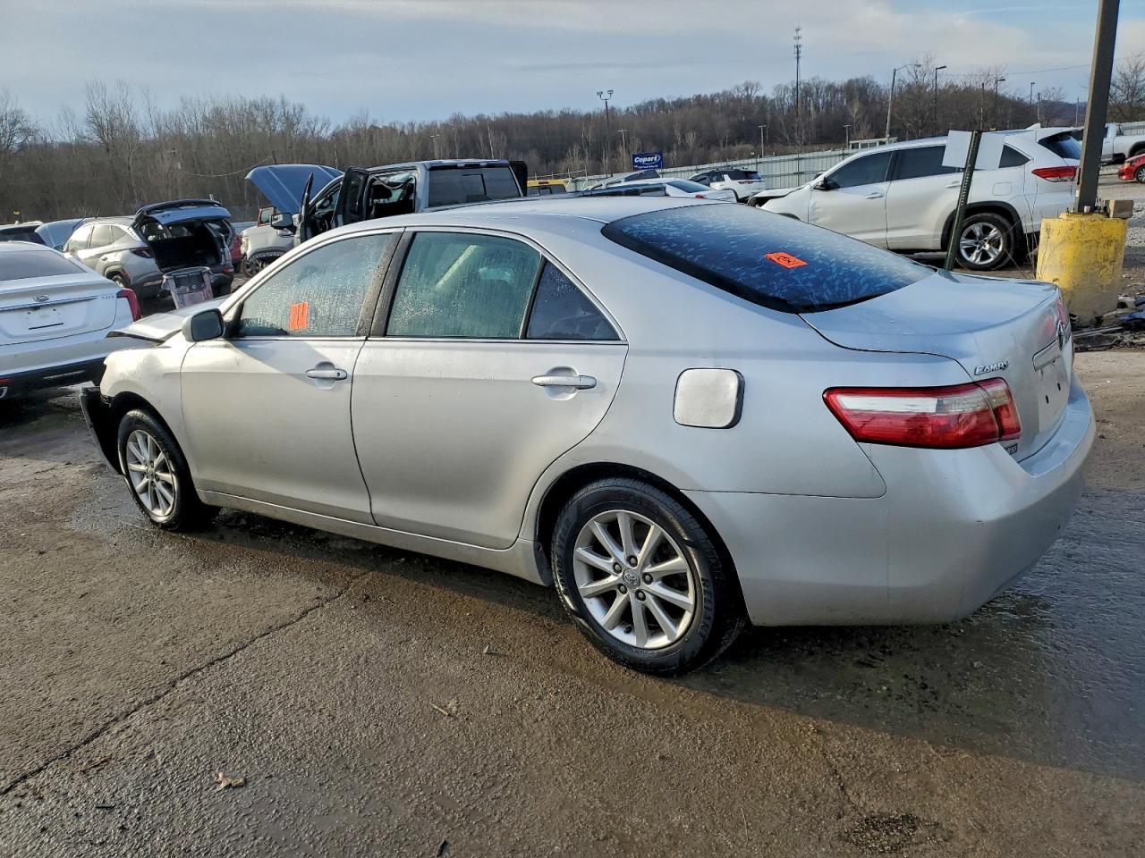 2008 Toyota Camry Le - Image 2