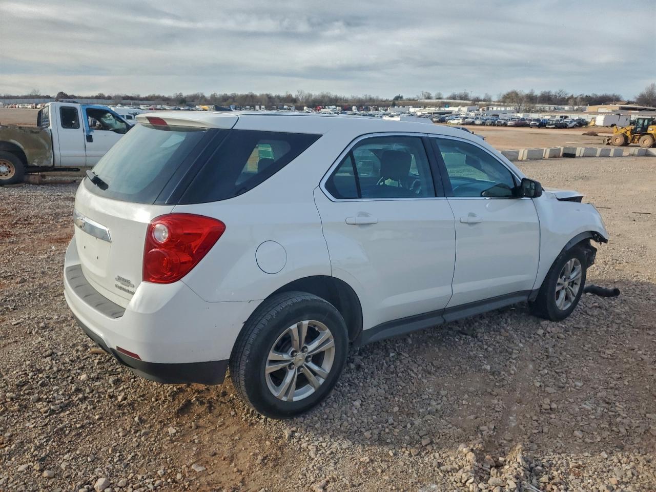 2013 Chevrolet Equinox Ls - Фото 3