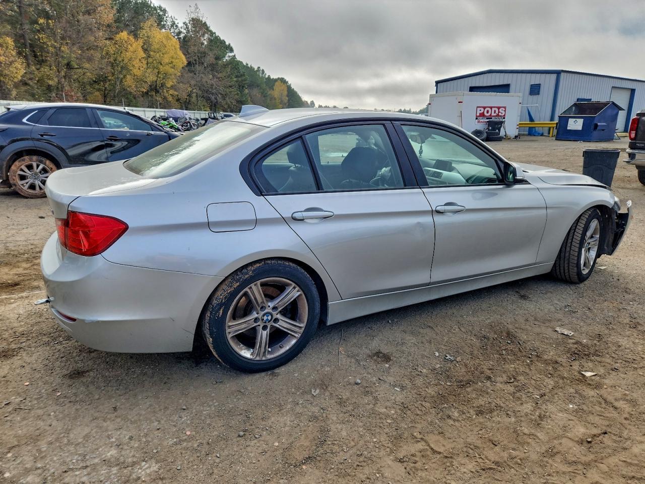 2013 BMW 328 I - Image 3