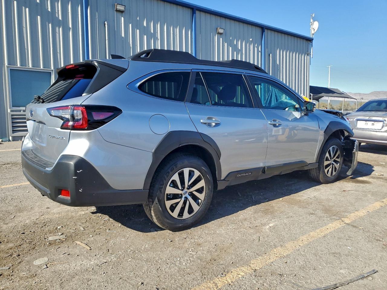 2025 Subaru Outback Premium - Image 3