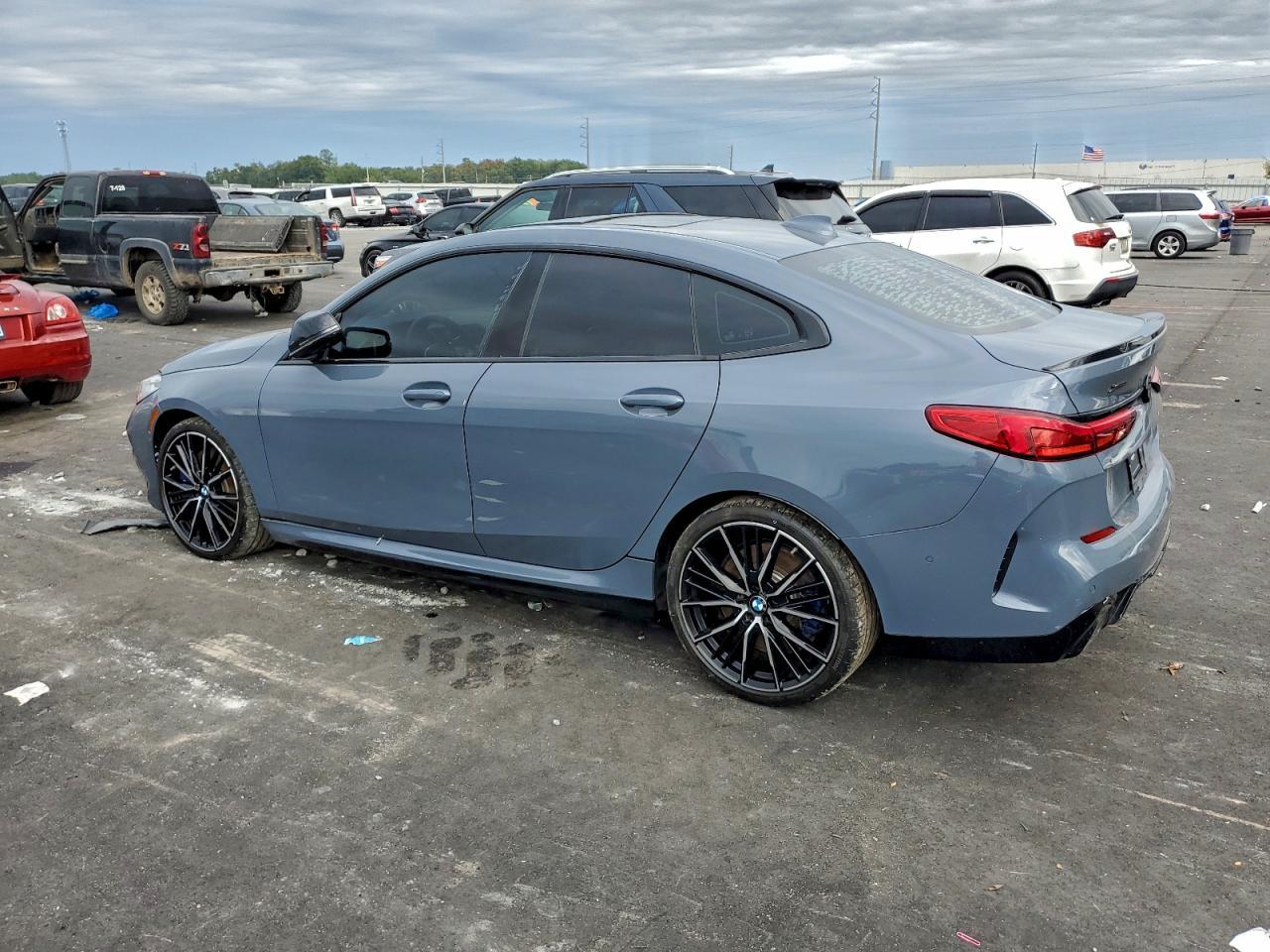 2021 BMW M235Xi - Фото 2