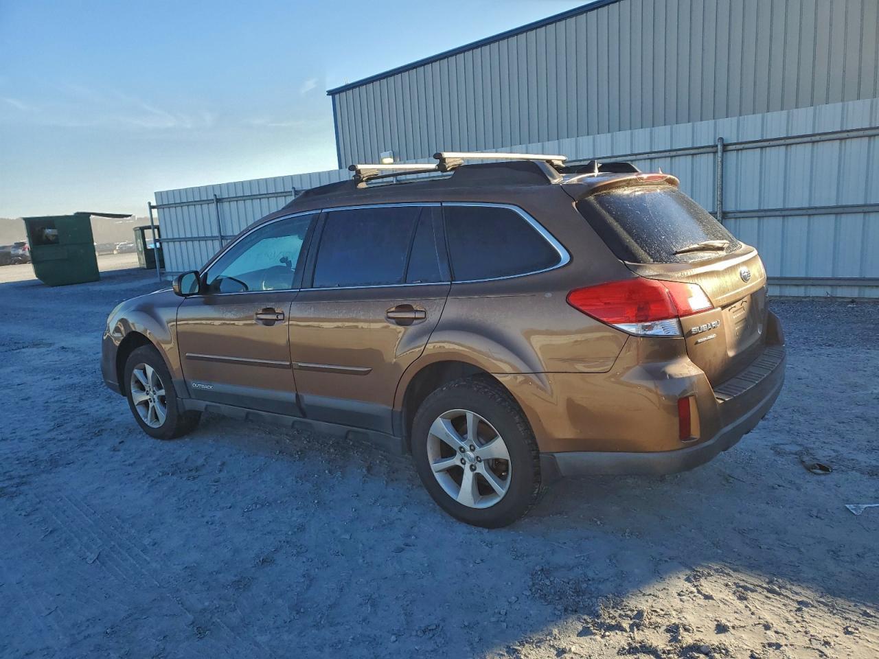 2013 Subaru Outback 2.5I Limited - Фото 2