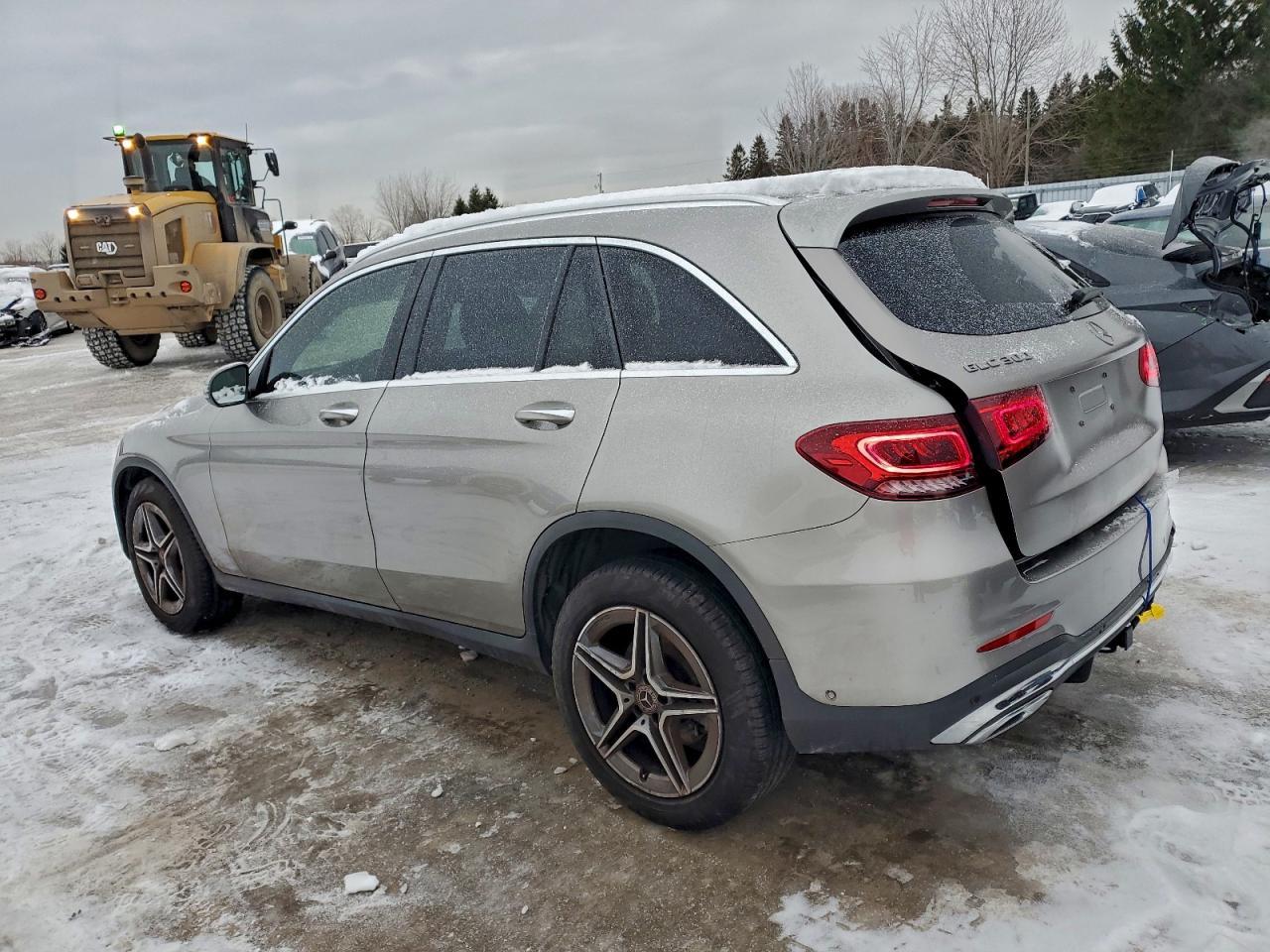2021 Mercedes-Benz Glc 300 4Matic - Фото 2