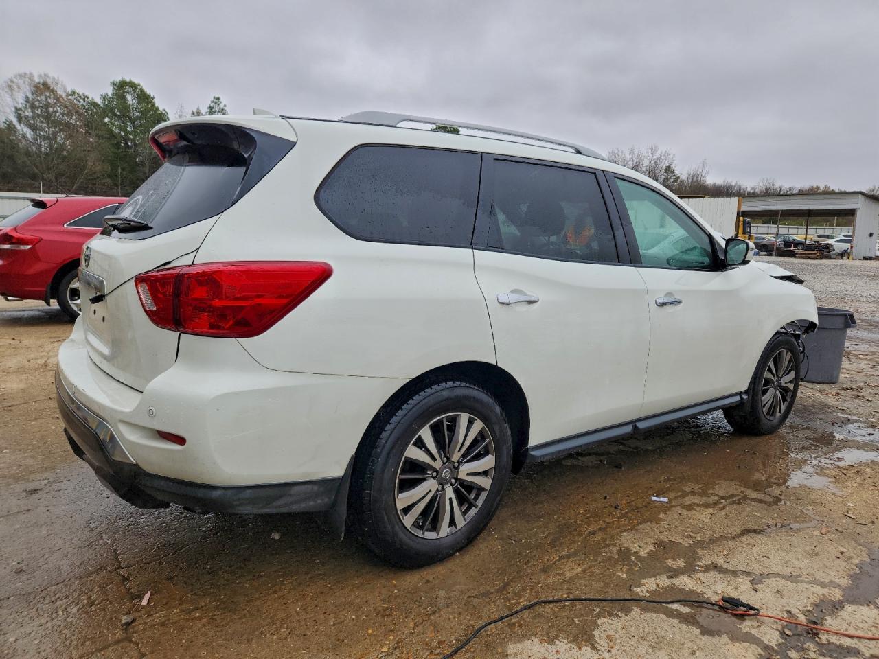 2019 Nissan Pathfinder S - Фото 3