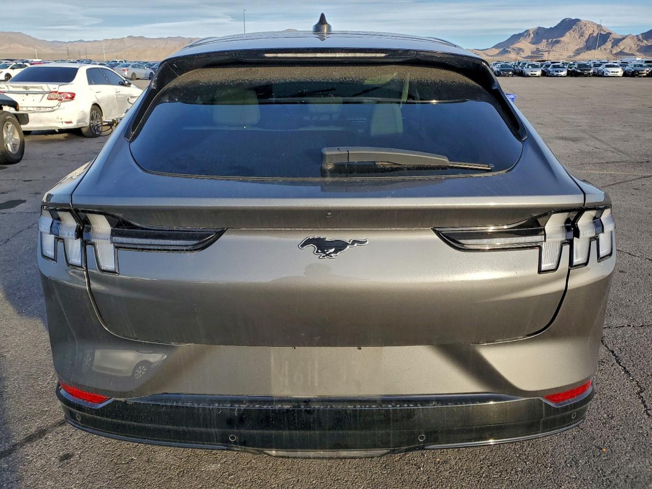 2023 Ford Mustang Mach-E Premium - Фото 6