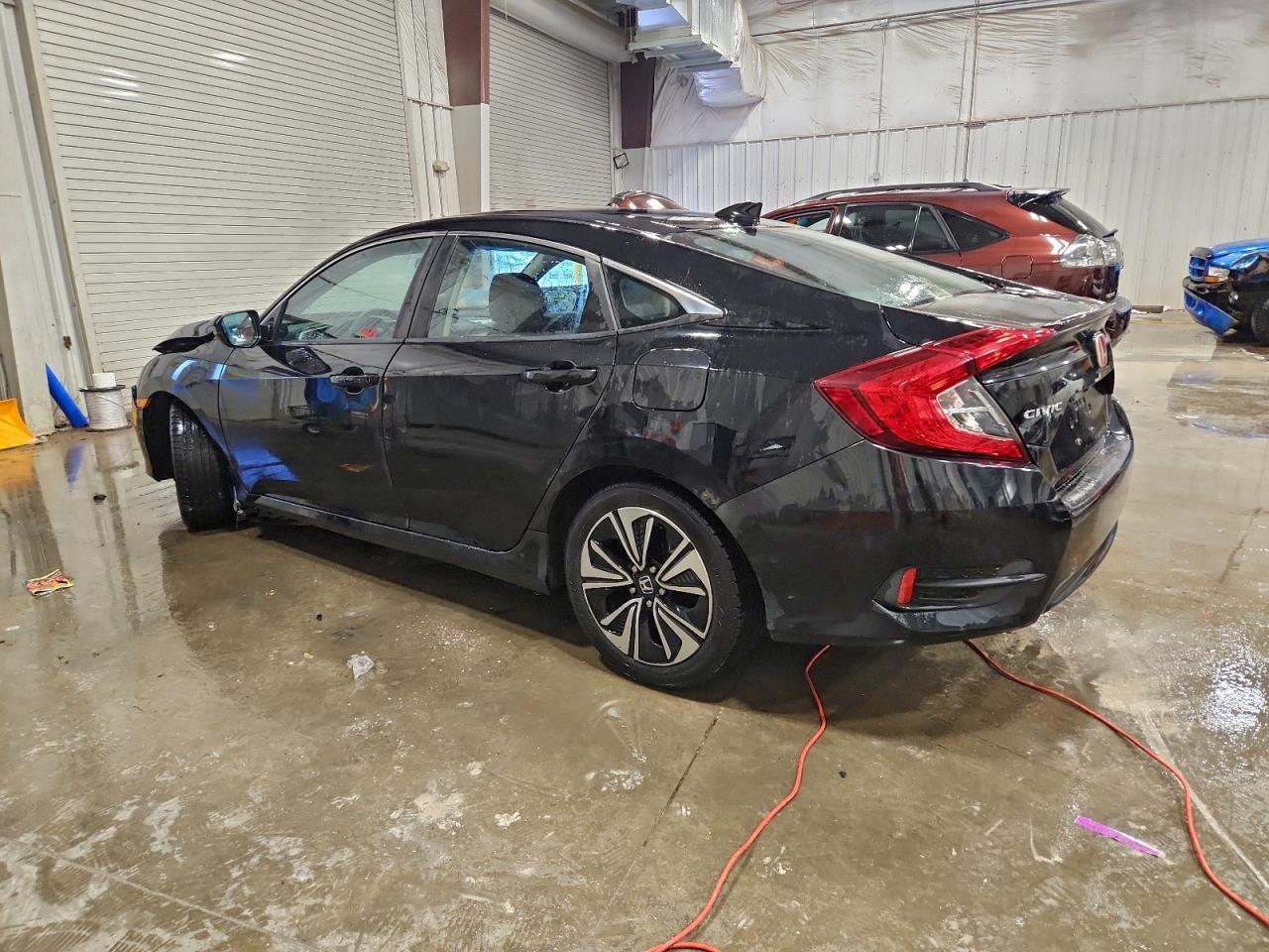 2016 Honda Civic Ex - Фото 2