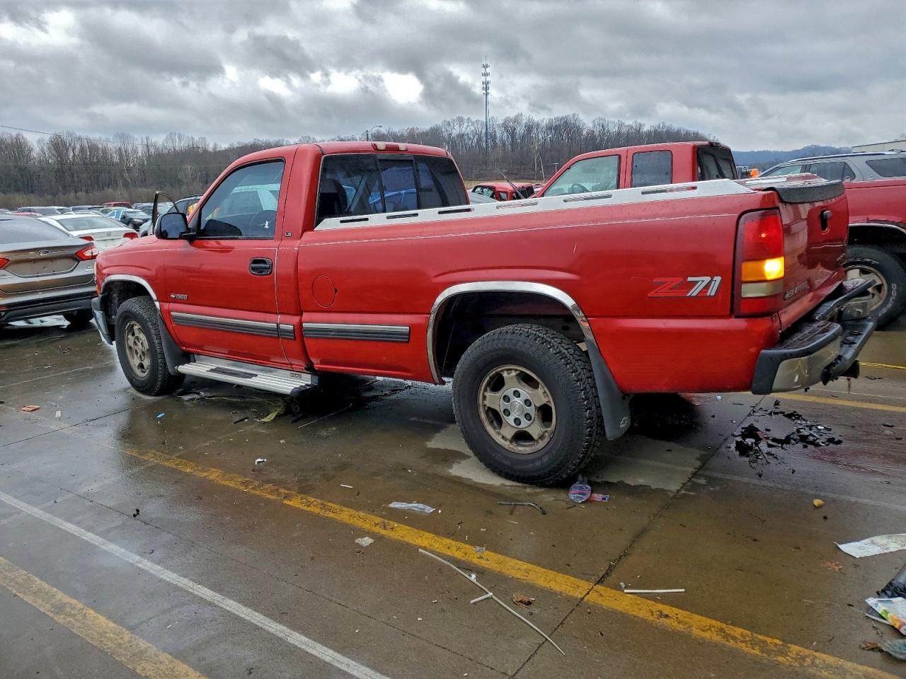 2000 Chevrolet Silverado K1500 - Фото 2