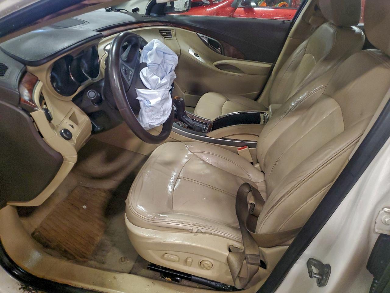 2012 Buick Lacrosse - Image 7