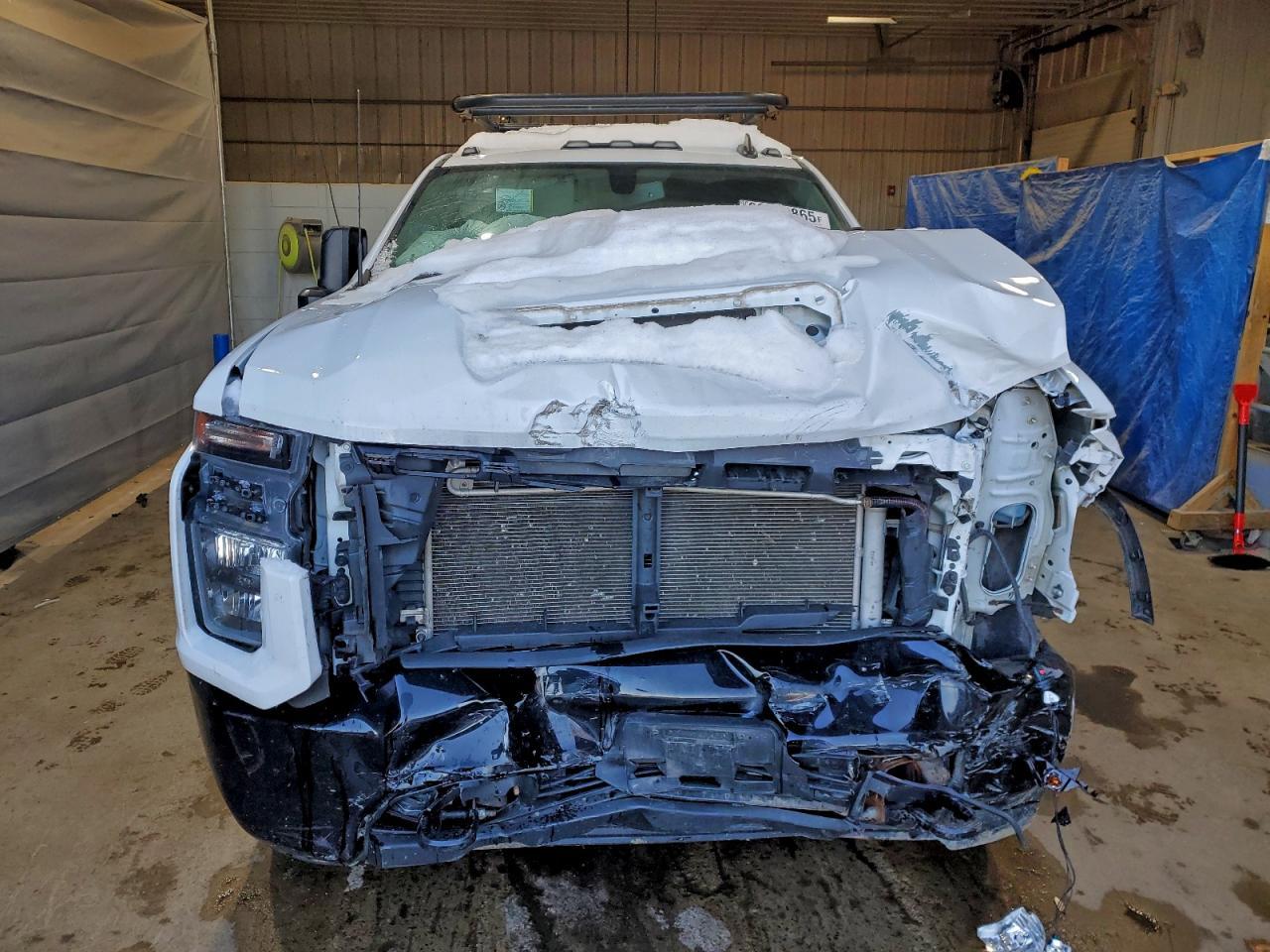 2021 Chevrolet Silverado K2500 Custom - Фото 5